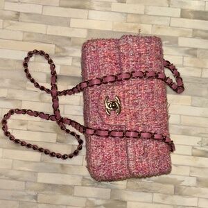 Chanel tweed flap